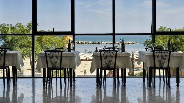 Ristorante vista mare